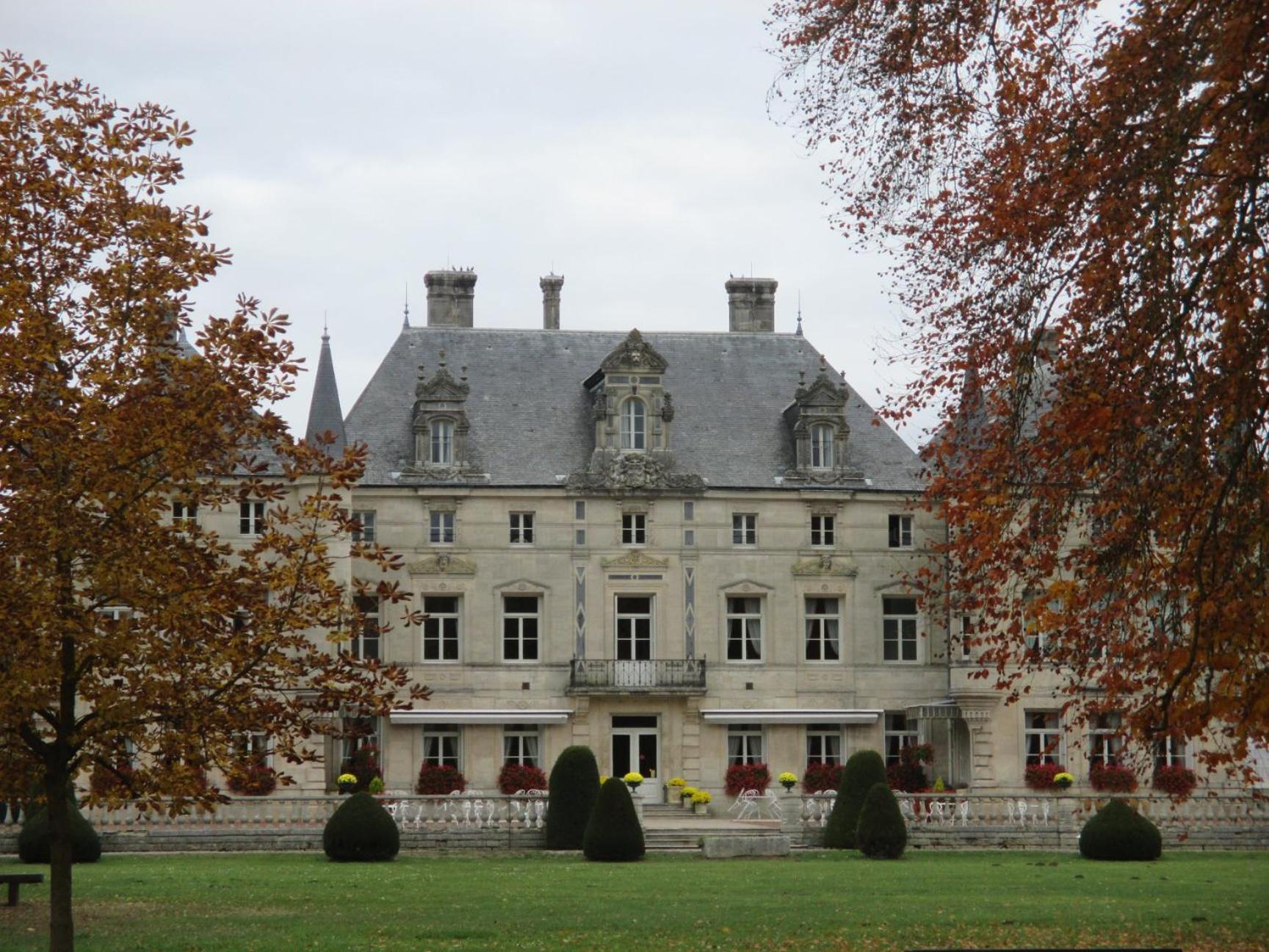 Chateau Des Monthairons Hotel Restaurant Gastromaison Spa Privatif Les Monthairons Ngoại thất bức ảnh